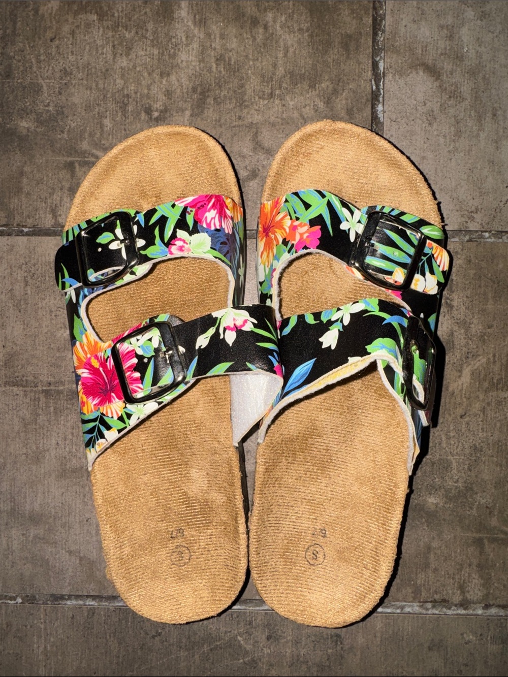 Black Floral Double-Buckle Women's Sandals